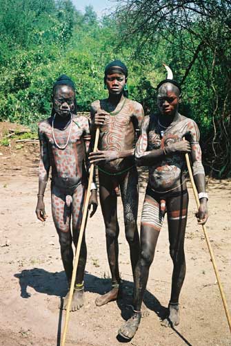 Mursi men