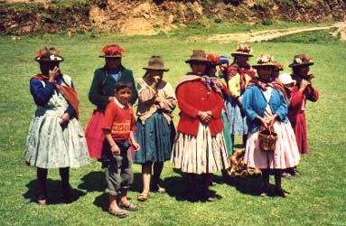 Women from the indian village Pampahuaylla